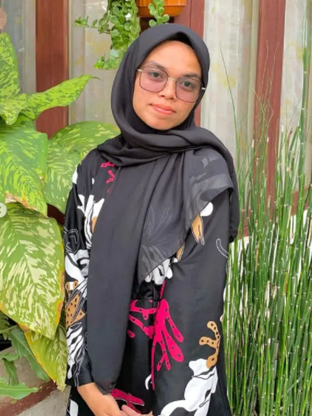 Viral Wanita Ini Disebut Mirip Thariq Halilintar, Ini 6 Potretnya