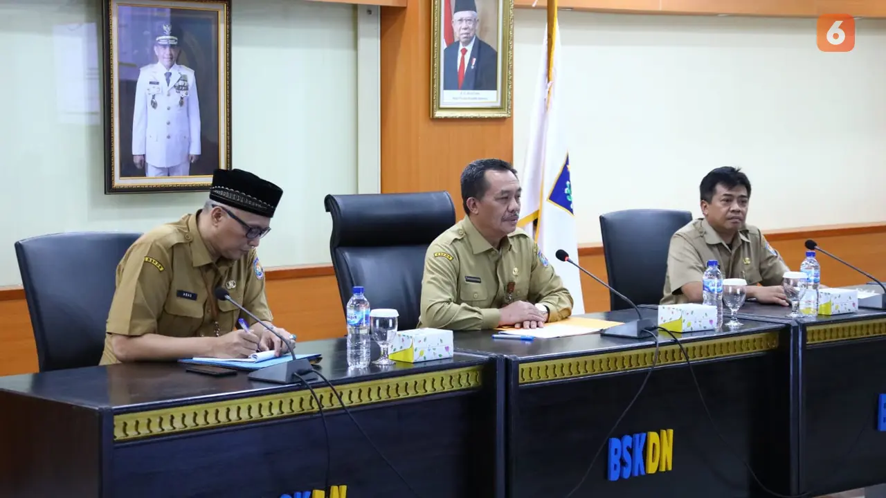 Kepala BSKDN Yusharto Huntoyungo