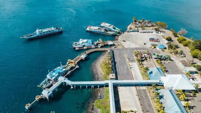 ASDP Indonesia Ferry mencatat penyebrangan dari Pelabuhan Ketapang ke Gilimanuk mulai ramai jelang puncak mudik lebaran 2022