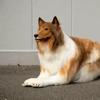 Pria ini membeli kostum anjing berharga fantastis demi penuhi obsesi liarnya menjadi anjing.