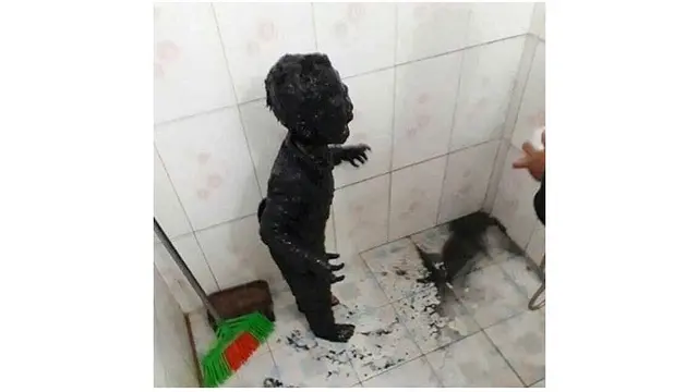 Kelakuan Polos Anak Kecil Ini Bikin Geleng Geleng, Antara Mau Sedih dan Ketawa