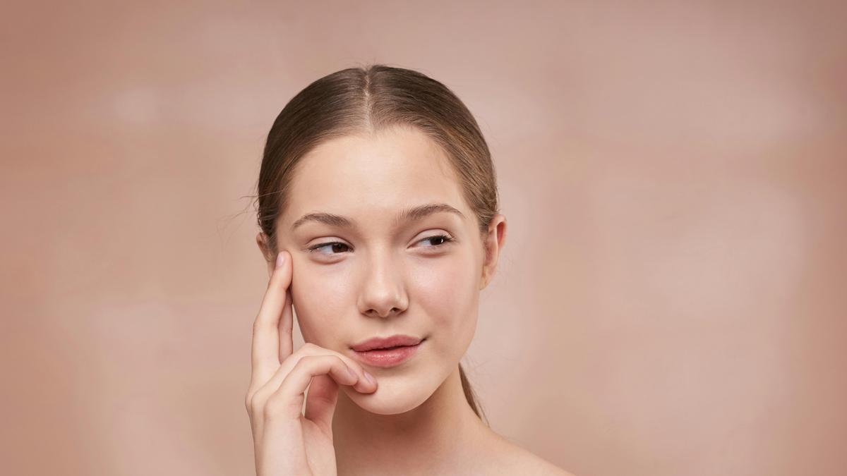 6 Tren Skincare yang Masih Akan Viral Versi Gen Z dan Milenial, Dari Teknologi AI hingga Clean Beauty