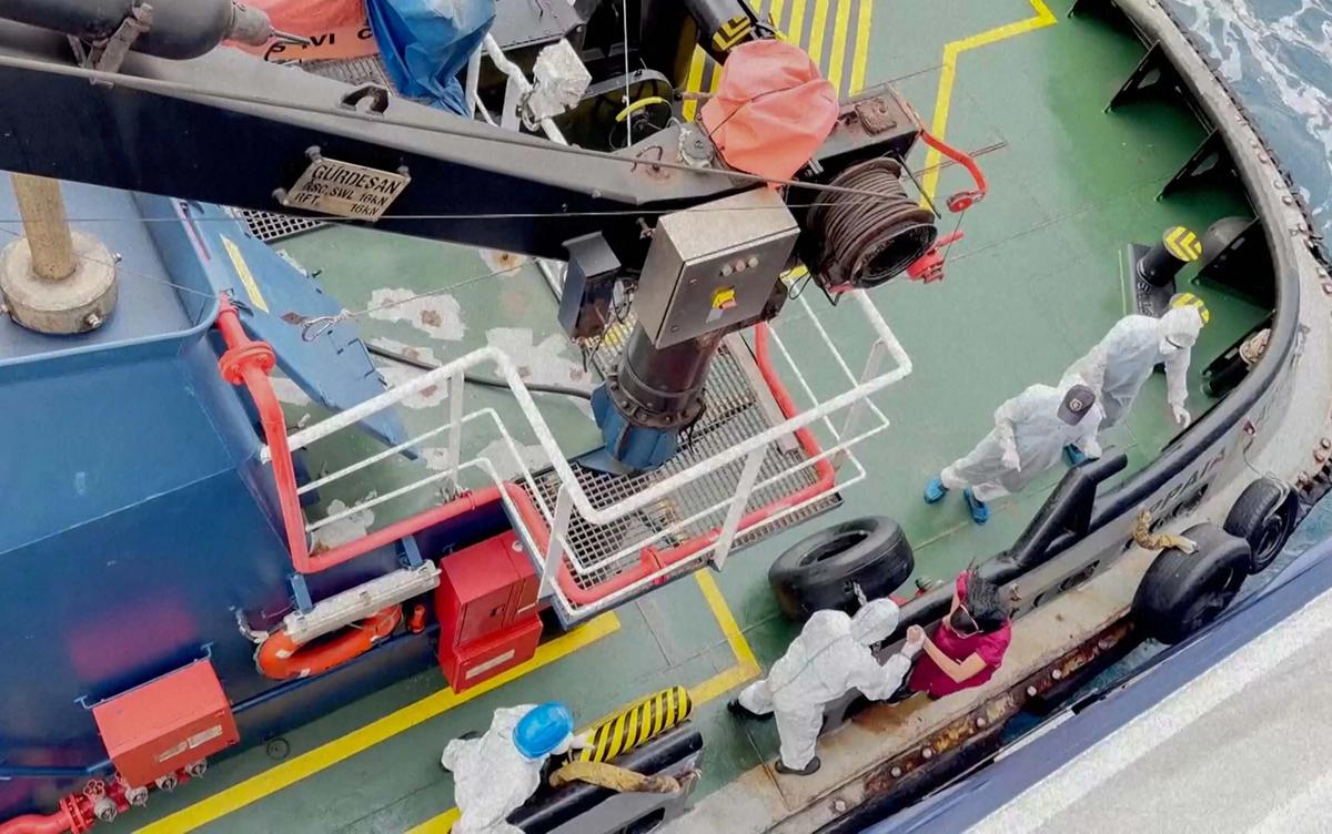 FOTO:  Kapal Pesiar MV Hondius Terisolasi di Lautan Akibat Penyebaran Virus Hanta