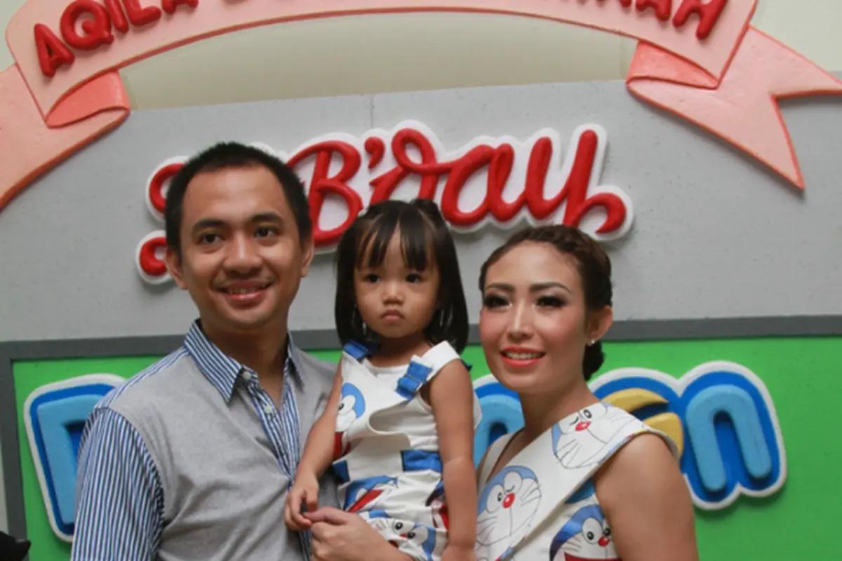 Ayu Dewi ultah anak.