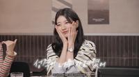 Suzy di video kanal YouTube milik Hyeri yang diunggah 3 Oktober 2025. (dok. Screenshot YouTube/혜리)