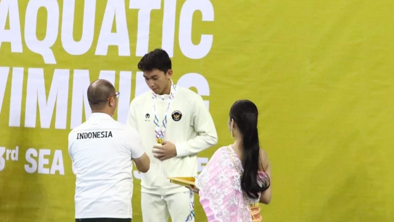 FOTO: Jason Donovan Yusuf Sumbang Emas Perdana Renang Indonesia di SEA Games 2025