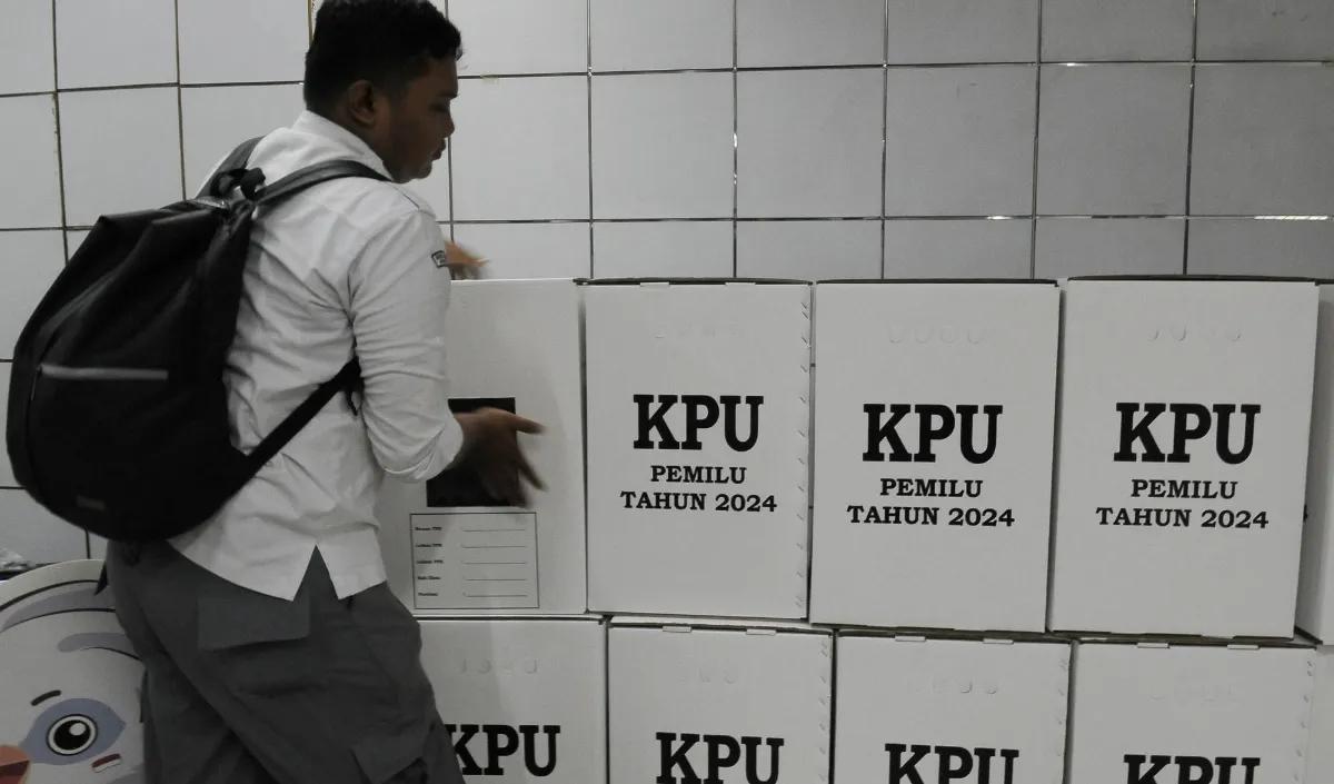 Sementara, untuk metode penarikan sampel yang digunakan adalah multistage random sampling. Waktu pengumpulan data pada tanggal 25 Oktober – 31 Oktober 2023.&nbsp;<br>