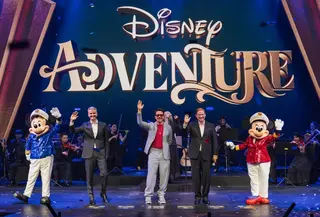 Robert Downey Jr, sang Tony Stark, Hebohkan Christening Ceremony Disney Adventure Cruise. (Liputan6.com/Lia Harahap)