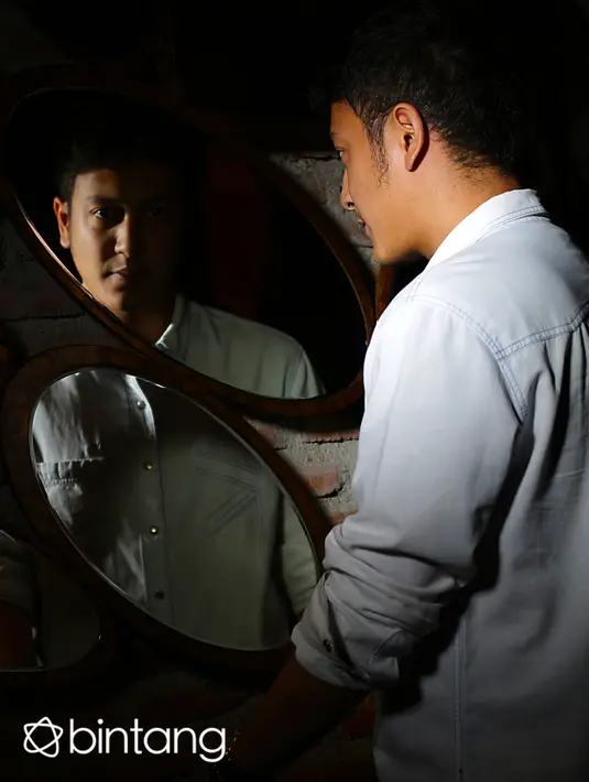 “Aku  bersyukur banget teman-teman (penggemar) sangat mendukung aku main di film ini. Sejak awal pembuatan sampai filmnya jadi dan sekarang ditayangkan mereka terus saja mendukung,” ujar  pria yang juga hobi bermusik ini. (Galih W. Satria/Bintang.com)