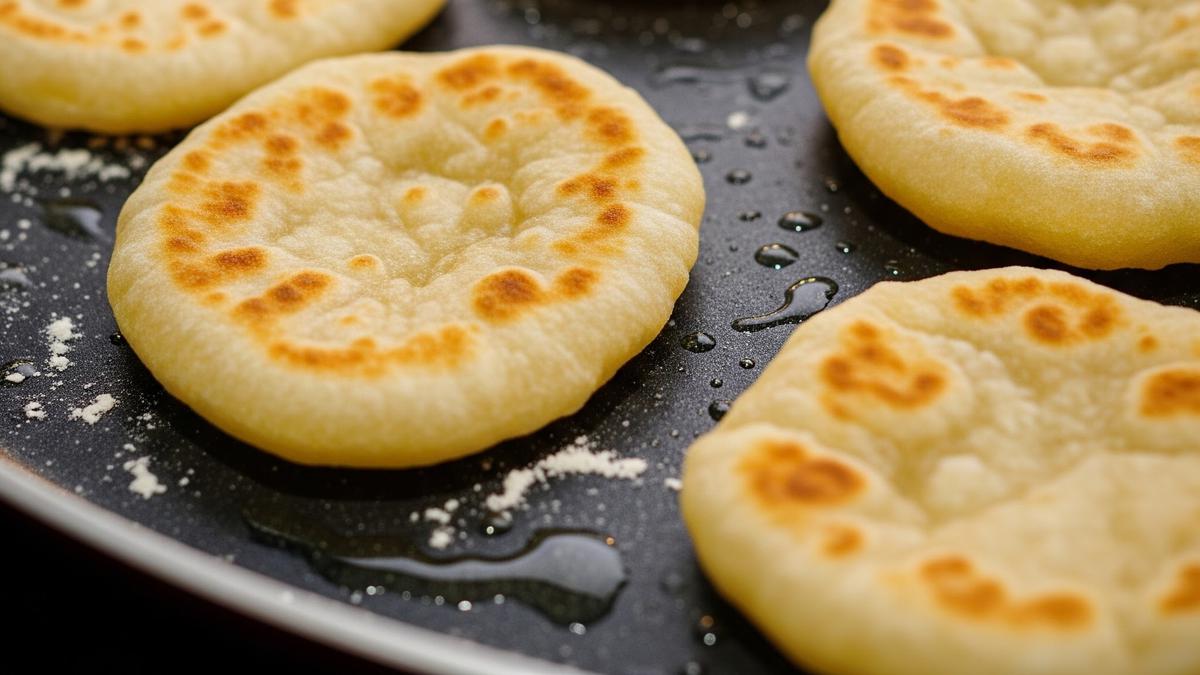 Cara Membuat Roti Teflon Tanpa Telur Tanpa Ulen, Empuk dan Anti Gagal