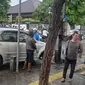 Seorang bocah inisal M (9) nekat membawa mobil sendirian lalu menyebabkan kecelakaan bagi pengedara motor dan mobil di Kawasan Kemang, Jakarta Selatan pada Sabtu 3 Agustus 2024. (Foto: Polda Metro Jaya).