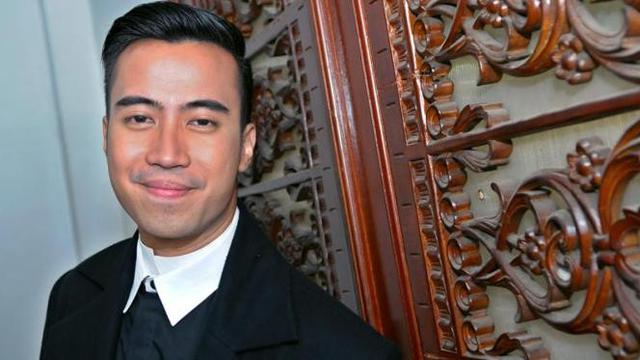 Senyum Ceria Bareng Pacar, Vidi Aldiano Didoakan Segera 