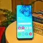 Galaxy S20 Plus diungkap pada Unpacked 2020. (Liputan6.com/ Agustin Setyo Wardani)