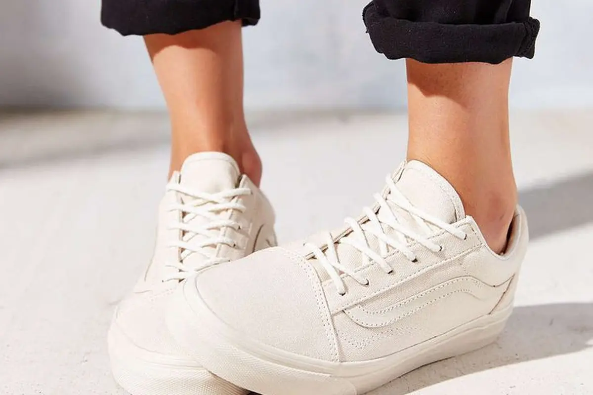 [Bintang] Sneakers putih