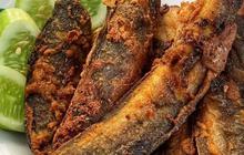 Tanpa Tepung, Begini Trik Goreng Lele Agar Lurus dan Garing
