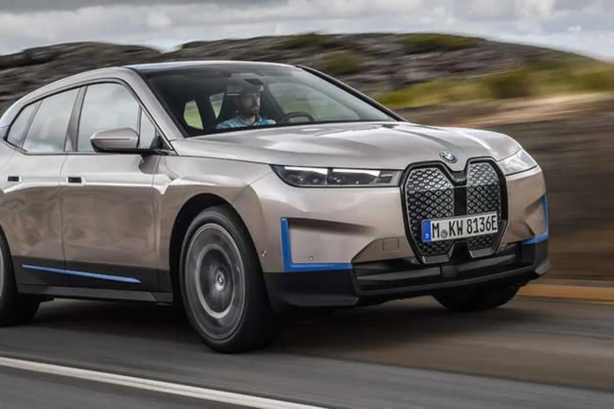 CEO BMW Oliver Zipse mulai kirim sinyal perang untuk Tesla