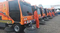 21 Mobil Penyapu Sampah Beraksi pada Malam Tahun Baru di Jakarta