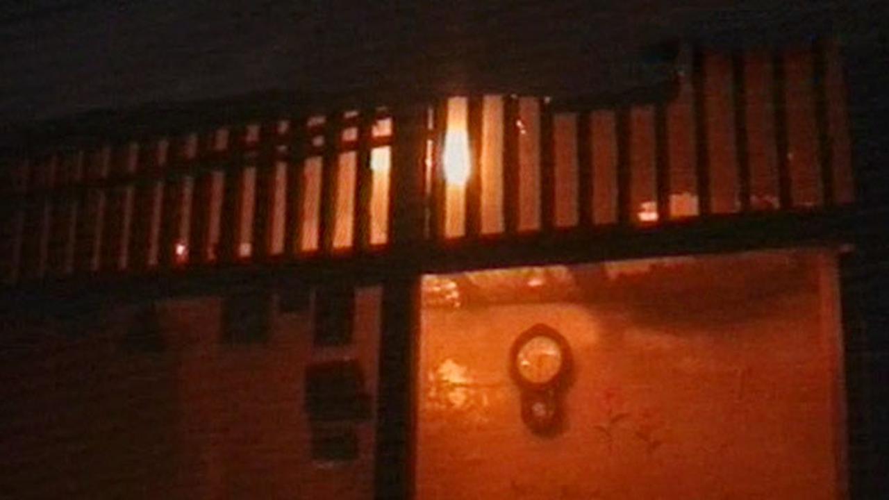 CILILITAN API - Liputan6 Malam