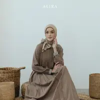 Tak hanya nyaman dan adem, kini brand gamis lokal memiliki bahan bersertifikasi OEKO-TEX 100 yang juga menjamin keamanan