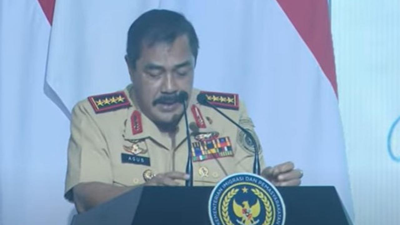 VIDEO: Menteri Jenderal Agus Dengar Azan Mendadak Berhenti Paparan, Takut Disebut Tak Beradab