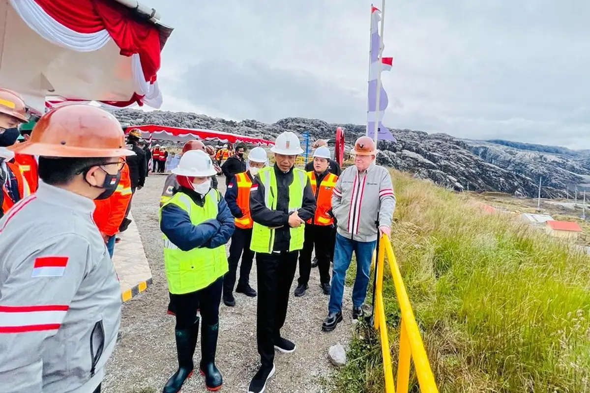 Presiden Joko Widodo (Jokowi) bersama rombongan tiba di Grasberg, Kamis 1 September 2022 pukul 08.15 Waktu Indonesia Timur (WIT). (Foto: Biro Pers Sekretariat Presiden Laily Rachev)