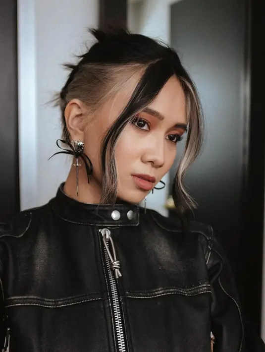 Niki tampil jadi bintang tamu di acara Jimmy Kimmel Live! [Foto: Instagram/nikizefanya]