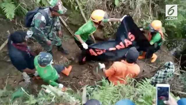 Tim SAR gabungan menemukan 4 jenazah korban longsor di 3 lokasi berbeda.