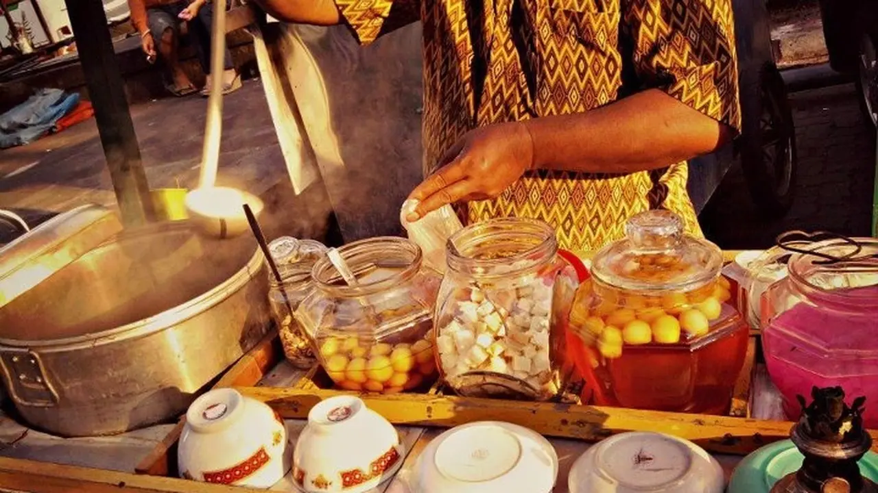 9 Minuman Hangat Khas Indonesia Wajib Seruput di Musim Hujan