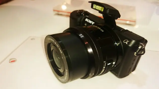 Sony Alpha 5100 2