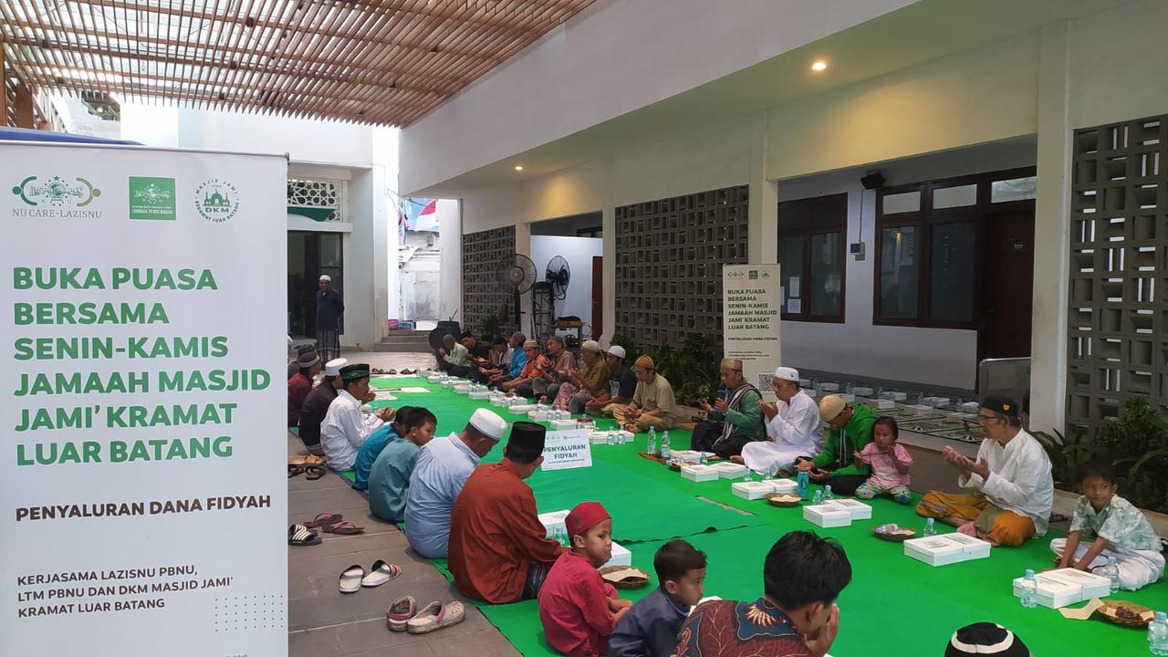 Manajer Kelembagaan NU Care-LAZISNU PBNU, Syarifuddin mengatakan, pihaknya secara rutin melakukan bantuan bagi jama’ah Masjid Luar Batang, Penjaringan, Jakarta Utara (Istimewa)