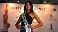 Puteri Indonesia Anindya Kusuma Putri mengenakan kostum Anaz Khairunnas dengan tema "Shining Irian", Jakarta, Kamis (26/11/2015). Kostum ini terinspirasi kekayaan tanah Irian dan akan dipakai di perhelatan Miss Universe 2015. (Liputan6.com/Gempur M Surya)