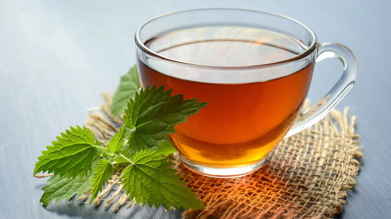 Hindari Minum Teh saat Sahur, Ketahui Alasan dan Aturan Minumnya yang Aman
