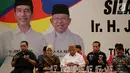Capres nomor 01 Joko Widodo menghadiri acara silaturahmi dengan relawan dan Tim Kampanye Daerah di Gorontalo, Kamis (28/2). Acara dihadiri para caleg daerah dari partai pendukung pasangan Jokowi-Ma'ruf dan para relawan. (Liputan6.com/Arfandi Ibrahim)