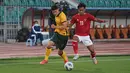 Australia U-23 kemudian menguasai permainan dan bersabar dalam membangun serangan. Upaya mereka mengurung pertahanan Timnas Indonesia U-23 pun menghasilkan gol yang lahir pada menit ke-10 lewat sontekan Patrick Wood. (Dok. PSSI)