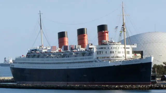 (5) Queen Mary, Long Beach, CA