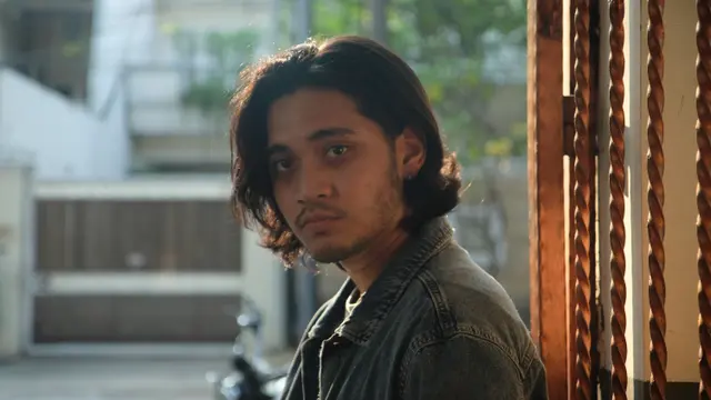 Giorgino Abraham dalam film Dignitate