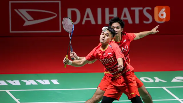 Foto: Momen Haru Daniel Martin setelah Juarai Indonesia Masters 2024 Bareng Leo Carnando, Persembahkan Kemenangan untuk Mendiang Ayah
