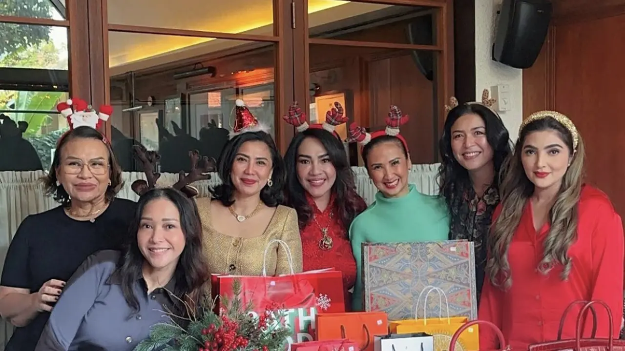 Potret kebersamaan arisan mama sugar, sumber: Instagram @maiaestiantyreal