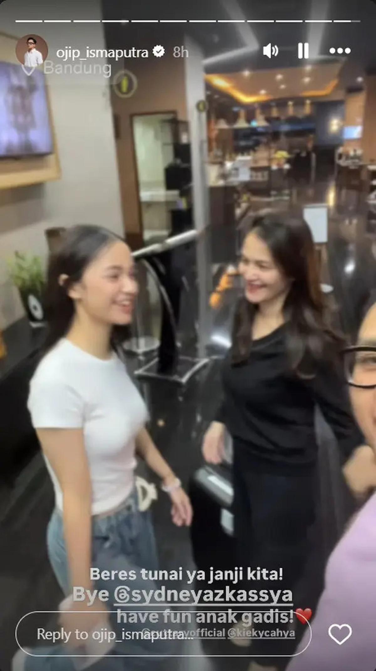 7 Transformasi Sydney Azkassyah Anak Cut Tari, Bakat Model Sejak Kecil