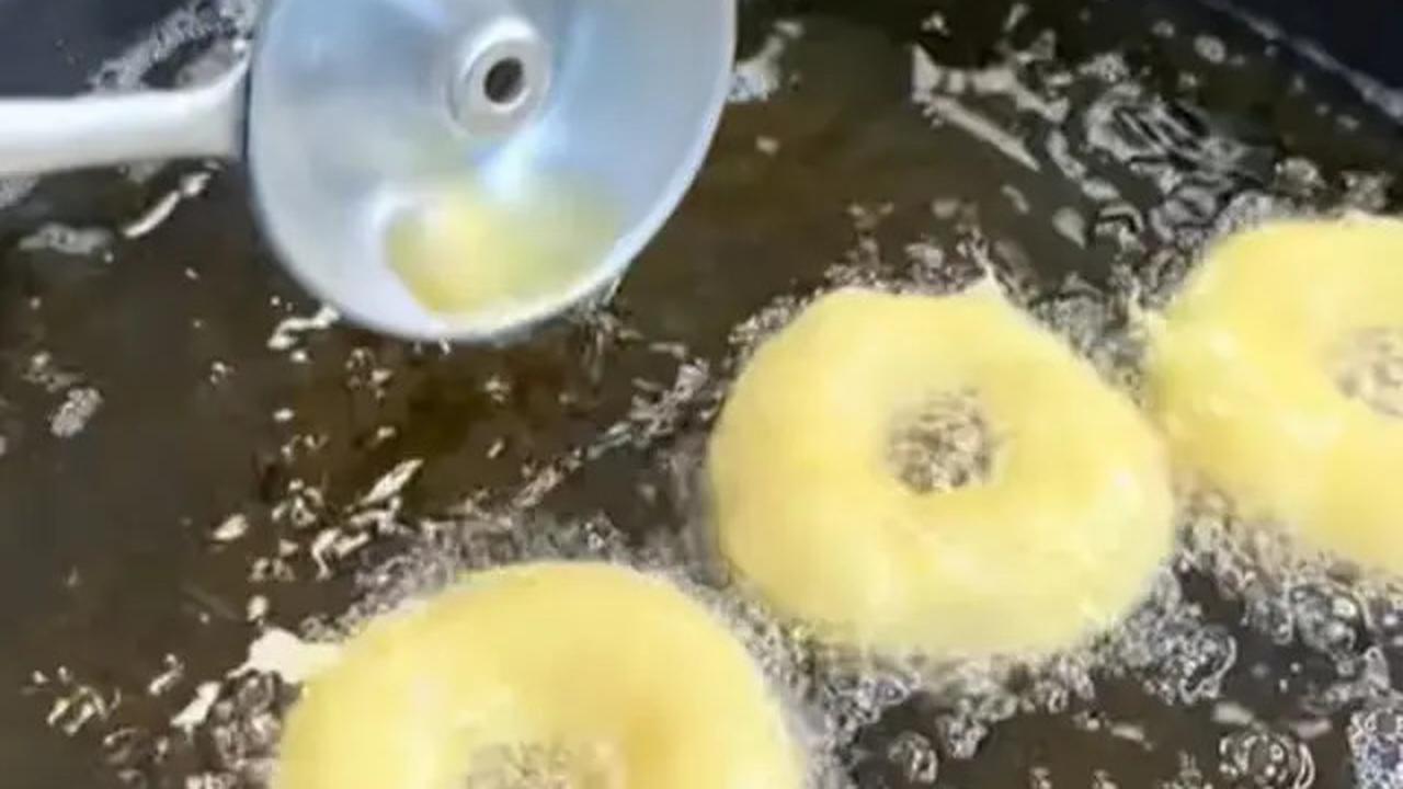 Apa Itu Minyak Beku? Cocok untuk Goreng Donat agar Tidak Berminyak