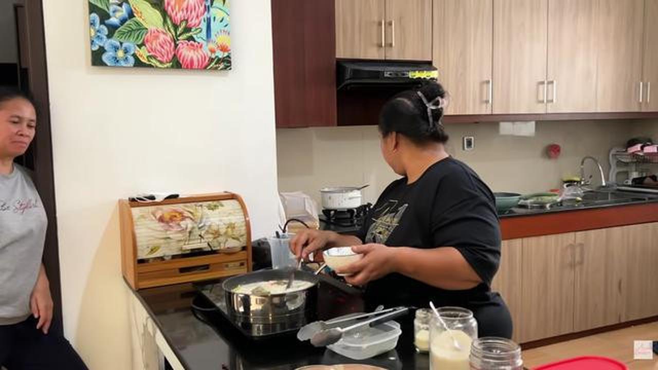 7 Potret Dapur Arumi Bachsin, Konsep Open Space-nya Bikin Suasana Makin Hangat