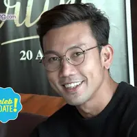 Denny Sumargo adu akting dengan Dian Sastrowardoyo di dalam film Kartini. 
