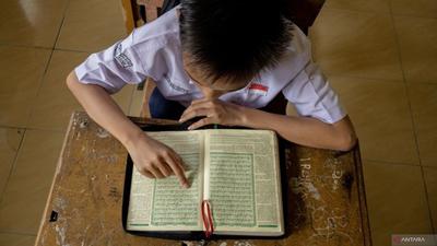 Perkuat Kurikulum Al Quran, Pemkot Padang Luncurkan Program 3T untuk Pelajar SMP