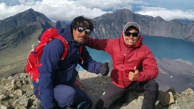 Makki Parikesit saat menjelajah beberapa Gunung di Jawa dan NTB (Istimewa)