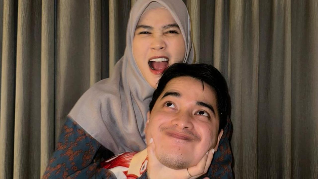 Tak sedikit yang mendoakan Henny Rahman hamil lagi.<br>