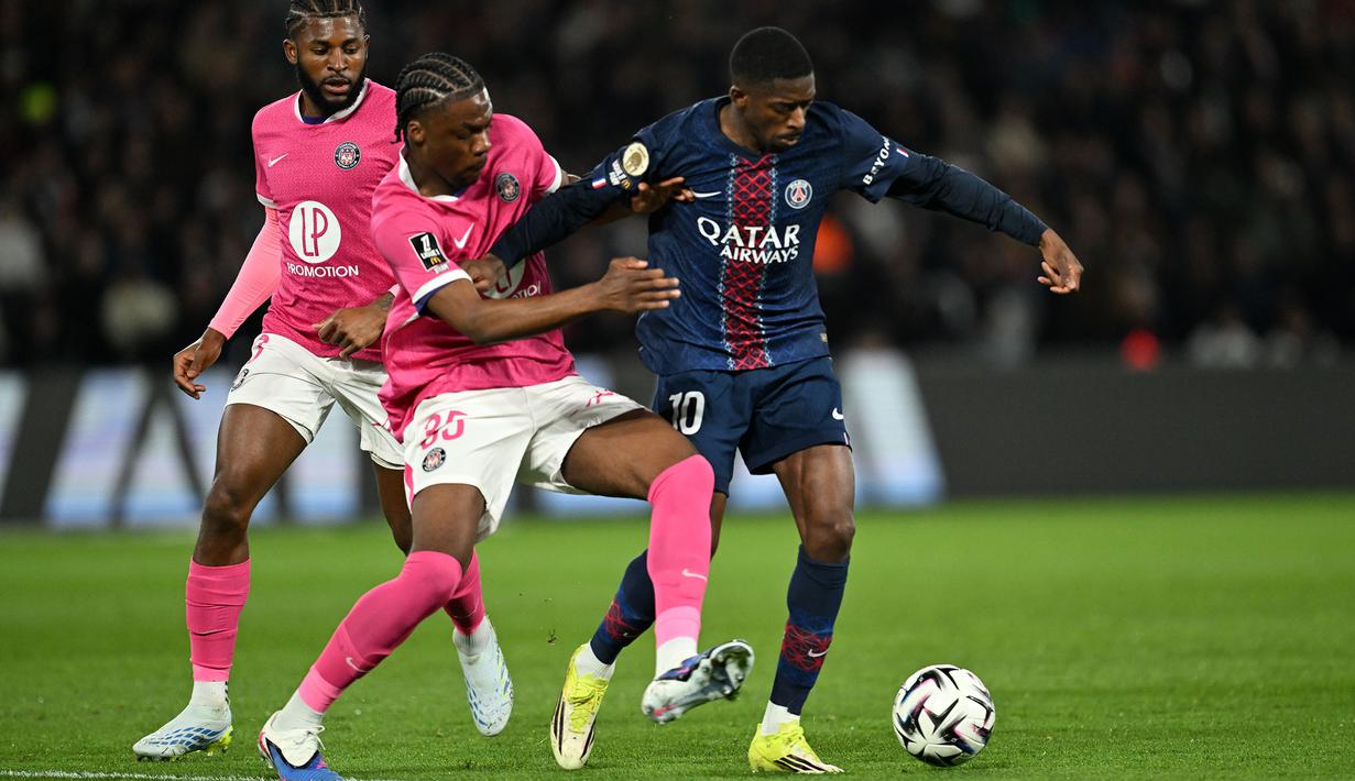 Kemenangan PSG atas Toulouse tak lepas dari penampilan apik dari Ousmane Dembele. (AP Photo/Emma Da Silva)