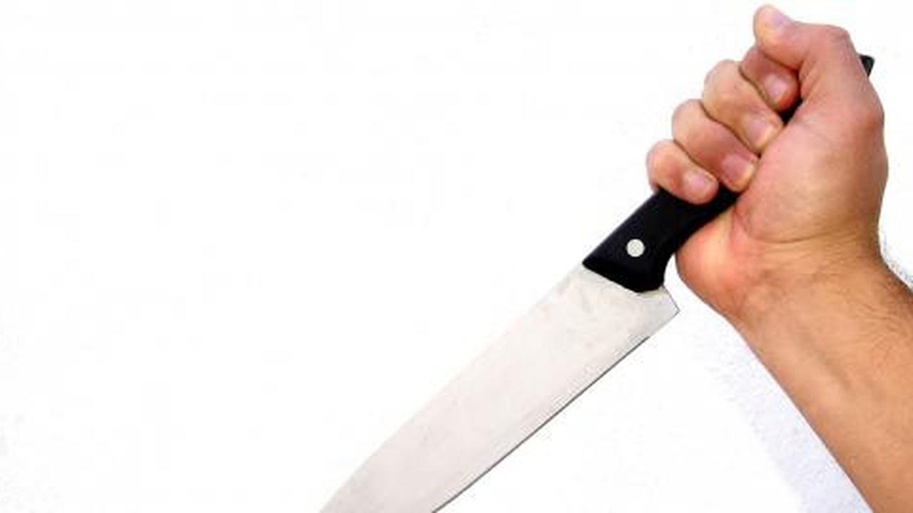 Bekas lurah bunuh anak kandung, tusukkan pisau saat korban pulas