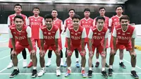 Hendra Setiawan (berdiri kanan) menjadi kapten tim bulu tangkis Indonesia pada Piala Thomas 2022 yang berlangsung di&nbsp;Impact Arena, Bangkok, 8 sampai 15 Mei. (foto: PBSI)
