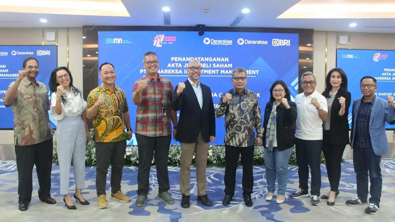 BRI dan Danareksa melakukan penandatanganan Akta Jual Beli Saham dalam rangka pembelian saham PT Danareksa Investment Management. (Istimewa)