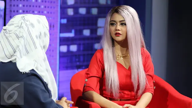 DEAR HATERS: Arti Penting Sensasi dan Prestasi Bagi Karier Jenita Janet